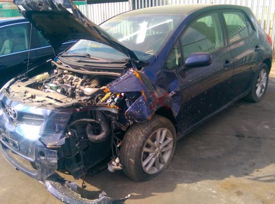 Toyota AURIS 2.0 D4D 126 Hp