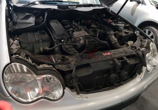 MERCEDES C-CLASS W203 220 CDI