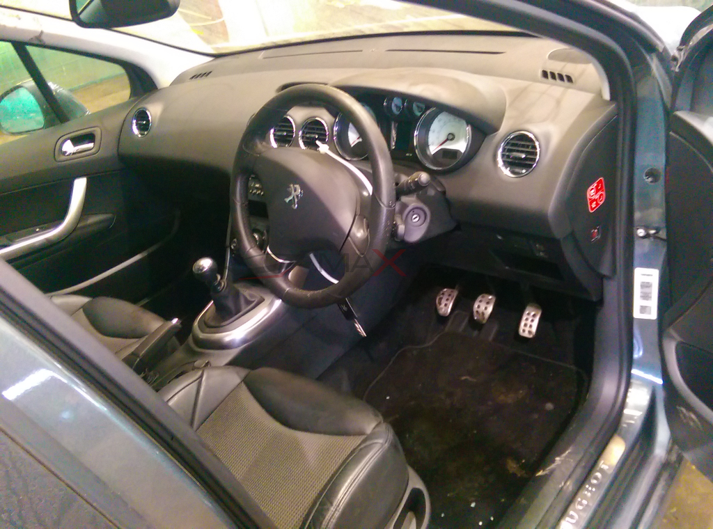 PEUGEOT 308 FACE 2.0 HDI FAB 150 Hp