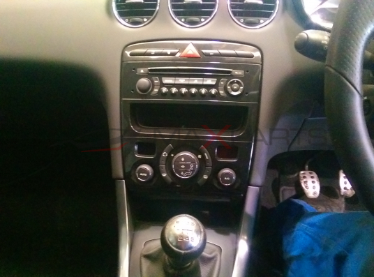 PEUGEOT 308 FACE 2.0 HDI FAB 150 Hp