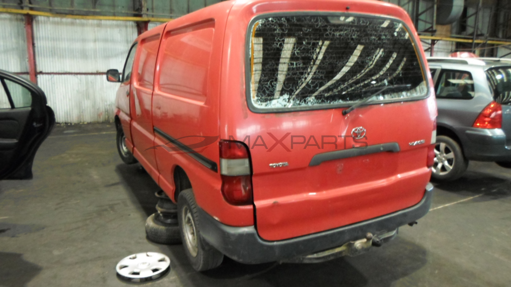 Toyota HIACE 2.5 D4D