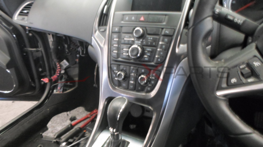 OPEL INSIGNIA 2.0 CDTI 2011