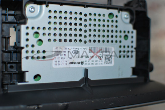 Дисплей навигация за Mercedes-Benz W205 C-Class A2059004113