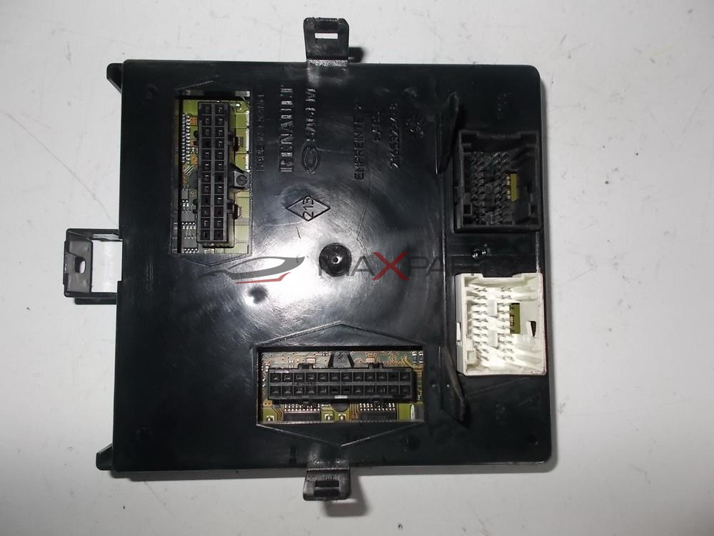 UCH модул за RENAULT LAGUNA 2 CONTROL MODULE 8200228560  8200213234D