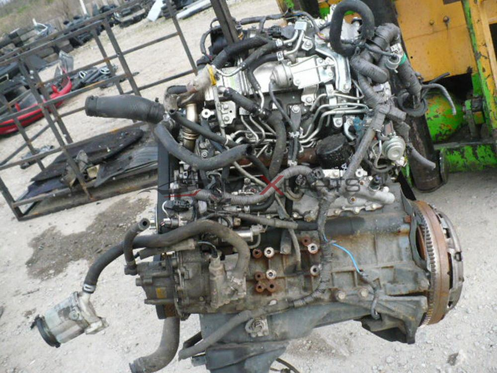 TOYOTA HILUX 3.0 D4D ..190 H.P. 2014 ДВИГАТЕЛЯ ПРОДАДЕН ЦЯЛОТО ОБУРУДВАНЕ НАЛИЧНО