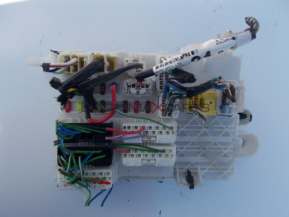 Бушонно табло за TOYOTA HILUX 3.0 D4D Fuse box