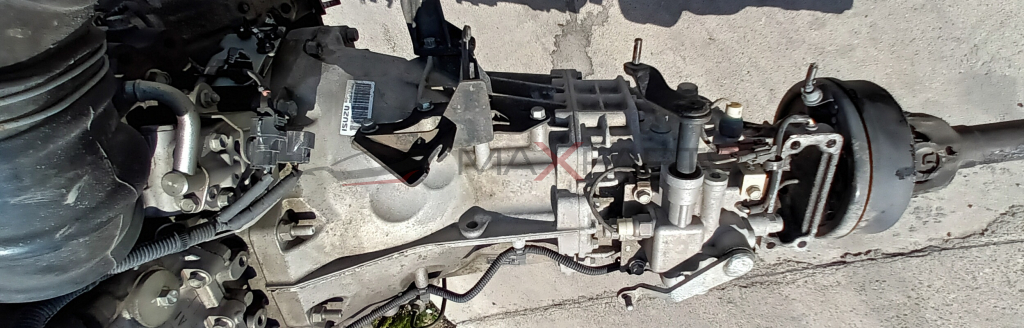 СКОРОСТНА КУТИЯ ISUZU GRAFTER 1.9D 2020