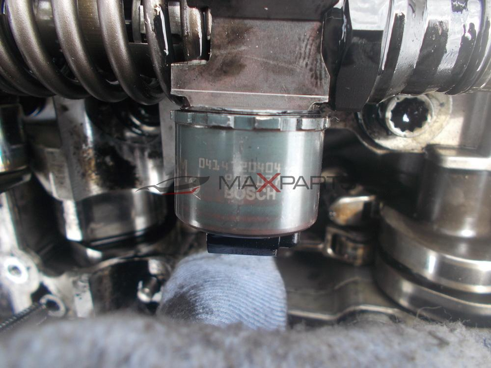 Дюза за Audi A4 2.0TDI FUEL INJECTOR 03G130073G+ 0414720404
