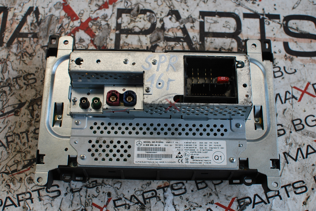 Навигация за Mercedes-Benz Sprinter A 906 900 09 04