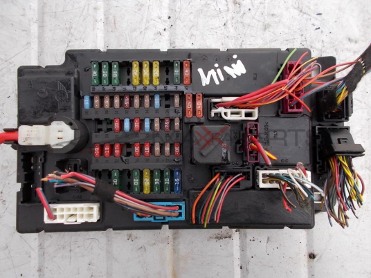 Бушонно табло за MINI COOPER FUSE BOX 3451925 01   3451925-01