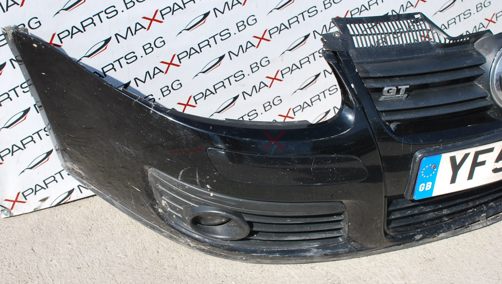 Предна броня за Volkswagen Golf 5 GT
