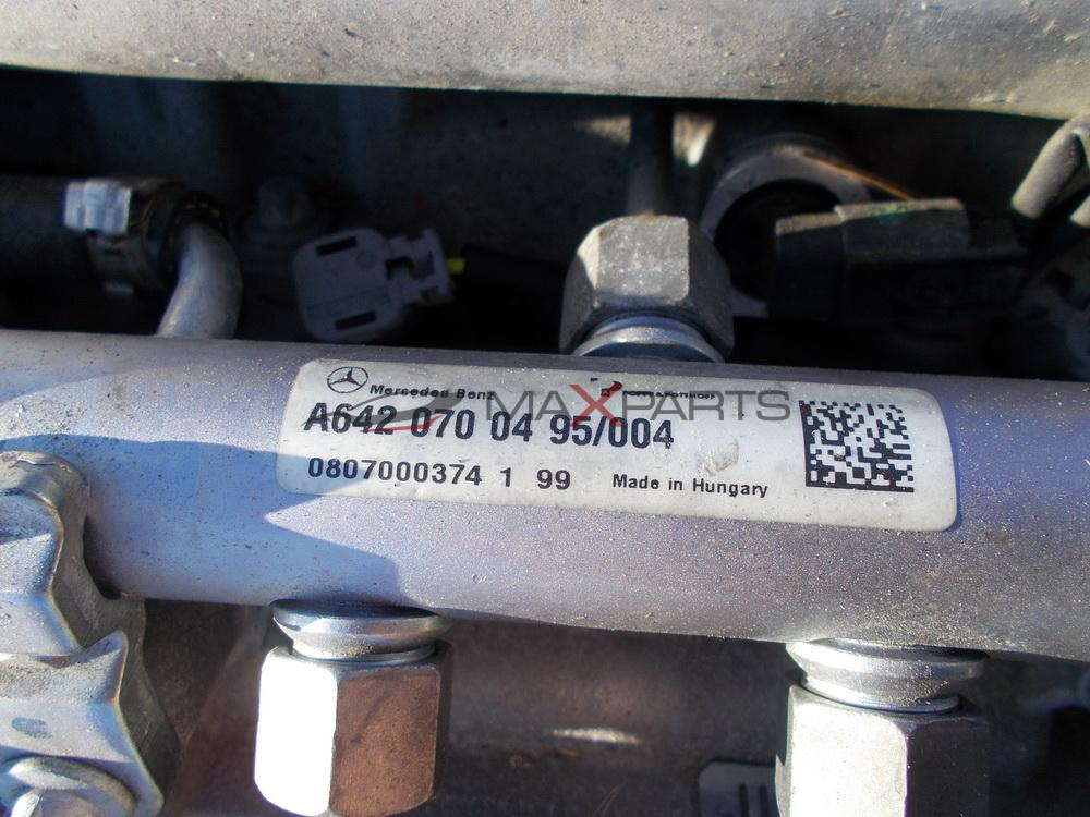 Горивна рейка за Chrysler 300C 3.0D FUEL RAIL A6420700495