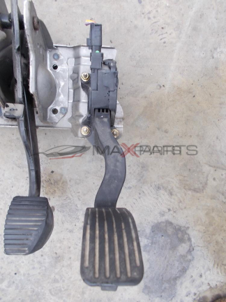 Педал на газта за PEUGEOT 207 1.4 16V THROTTLE PEDAL 9654405580-02 6PV00908300