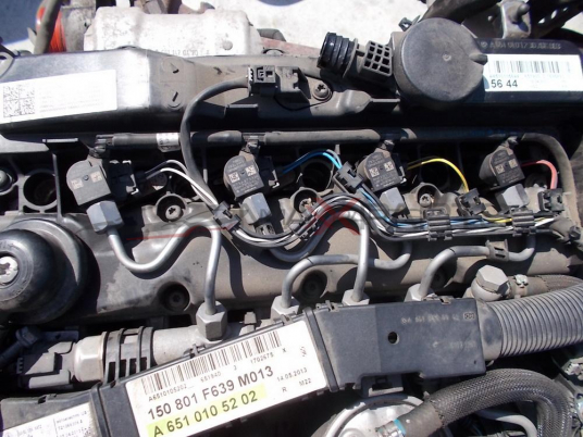 4 броя дюзи за MERCEDES VITO W639 2.2 CDI 651 Fuel injector A6510704987 28342997