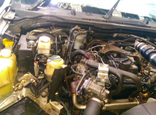 NISSAN NAVARA 2.5 DCI ENGINE