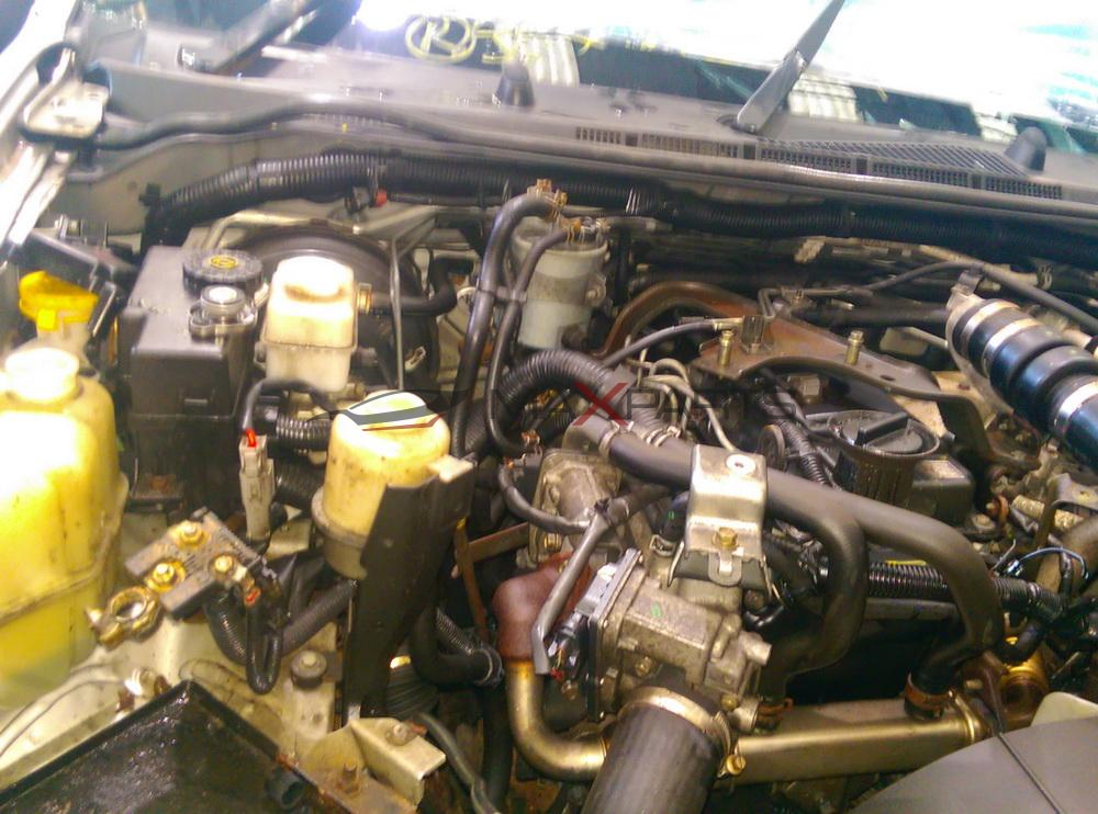 NISSAN NAVARA 2.5 DCI ENGINE