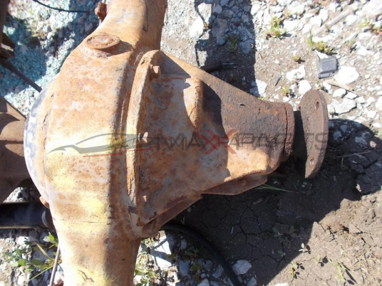 Заден мост с диференциал за MITSUBISHI L200 2.5 DID 4.100