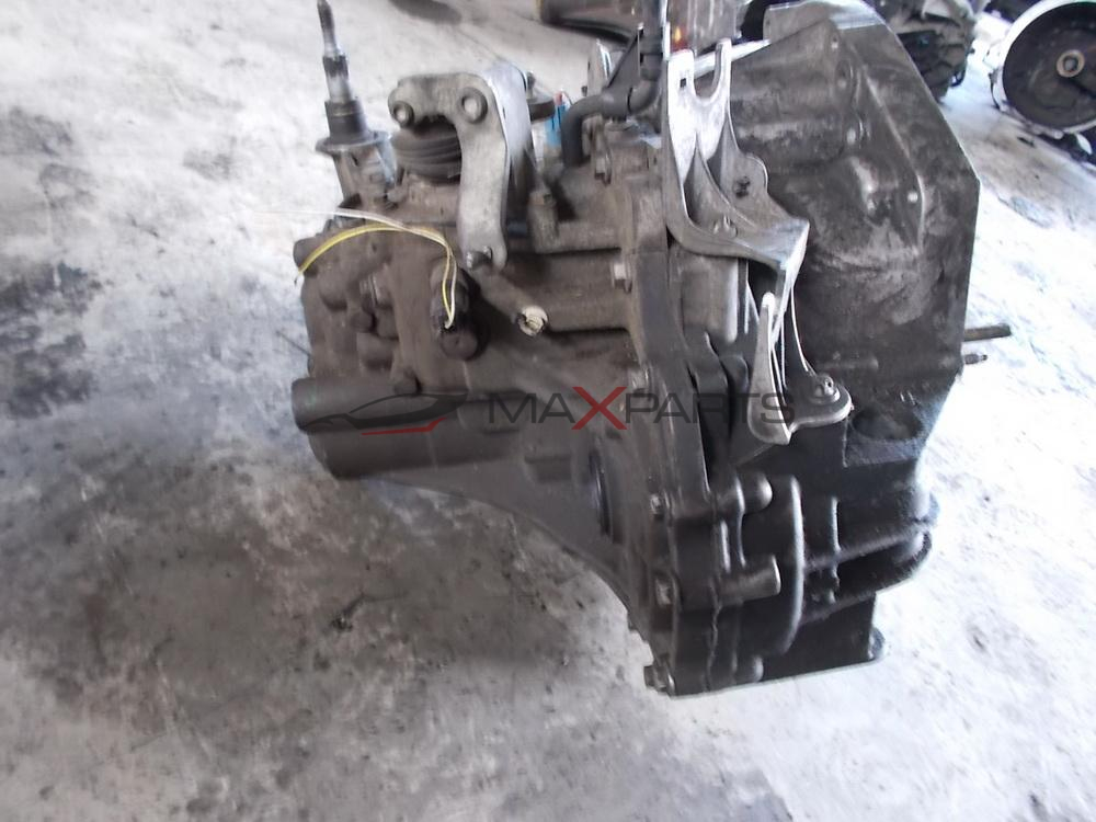 Скоростна кутия за RENAULT MEGANE 1.9 DCI MANUAL GEARBOX 120HP 8200156391