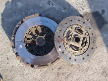 Феродов и притискателен диск за AUDI Q5 2.0TDI Friction disk & presure plate