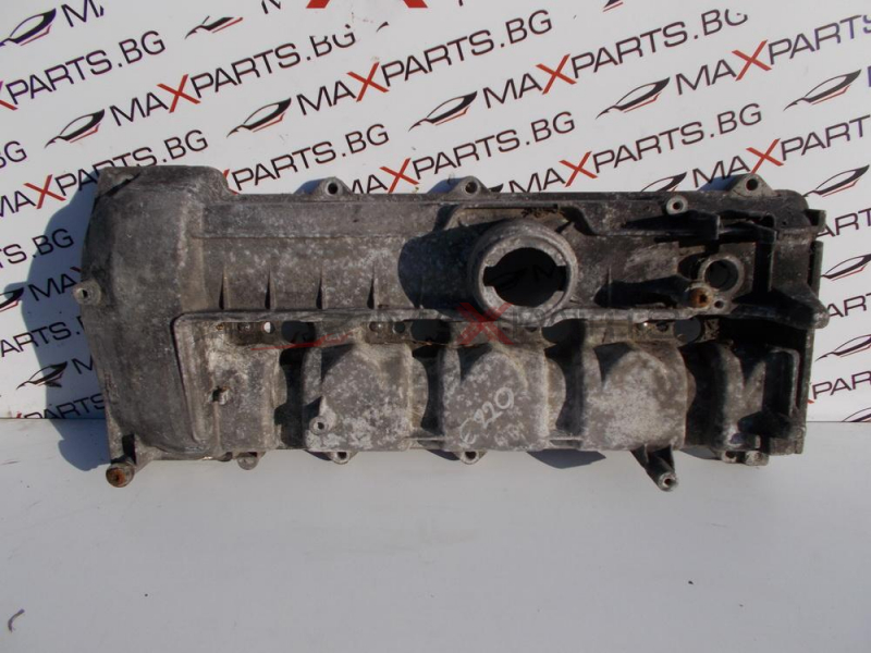 Капак клапани за Mercedes Benz EClass W211 2.2CDI Engine