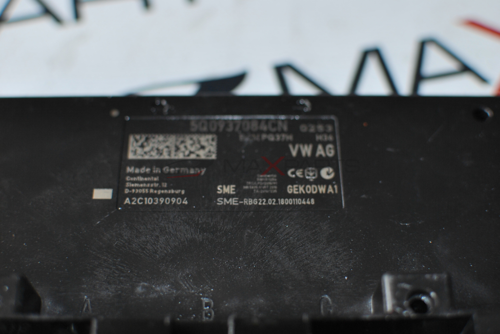 БОДИ КОНРОЛ МОДУЛ VW 5Q0937084CN