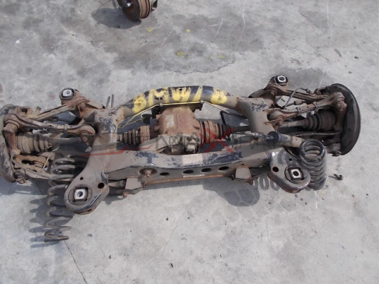 Заден мост с диференциал за BMW E 87  2.0 D N47D20C