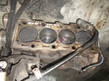 Двигателен блок за FORD MONDEO 2.0i 136HP 4X4  NGA ENGINE