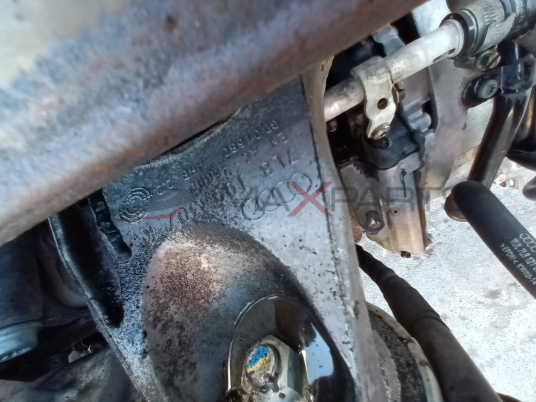 ЛЯВА КОНЗОЛА  МОТОР Q7 2014 3.0TDI 7L199307