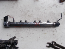 Горивна рейка за BMW F30 320D FUEL RAIL