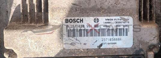 ДВИГАТЕЛЕН КОМПЮТЪР 0281 030 991 RENAULT TRAFIC  BOSCH 0 281 030 991 658  Made in HUN V 140801 1039570779 45601 1263 0261