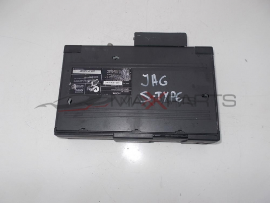 CD CHANGER за JAGUAR S-TYPE 1X4318C830AC