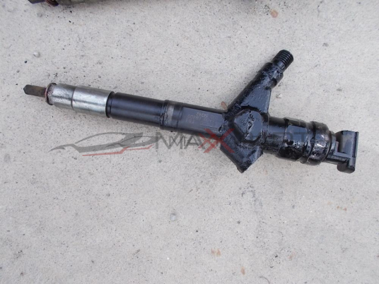Дюза за NISSAN NAVARA 2.5 DCI FUEL INJECTOR 16600EB300