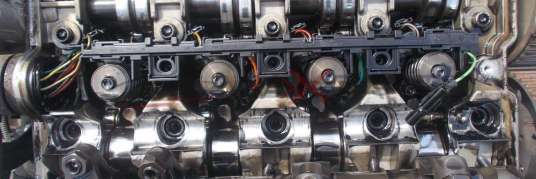 4 дюзи за Audi A4 2.0TDI FUEL INJECTORS 03G130073G+ 0414720404
