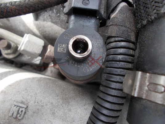 4 броя дюзи за Opel Insignia 2.0CDTI FUEL INJECTORS 0445110327