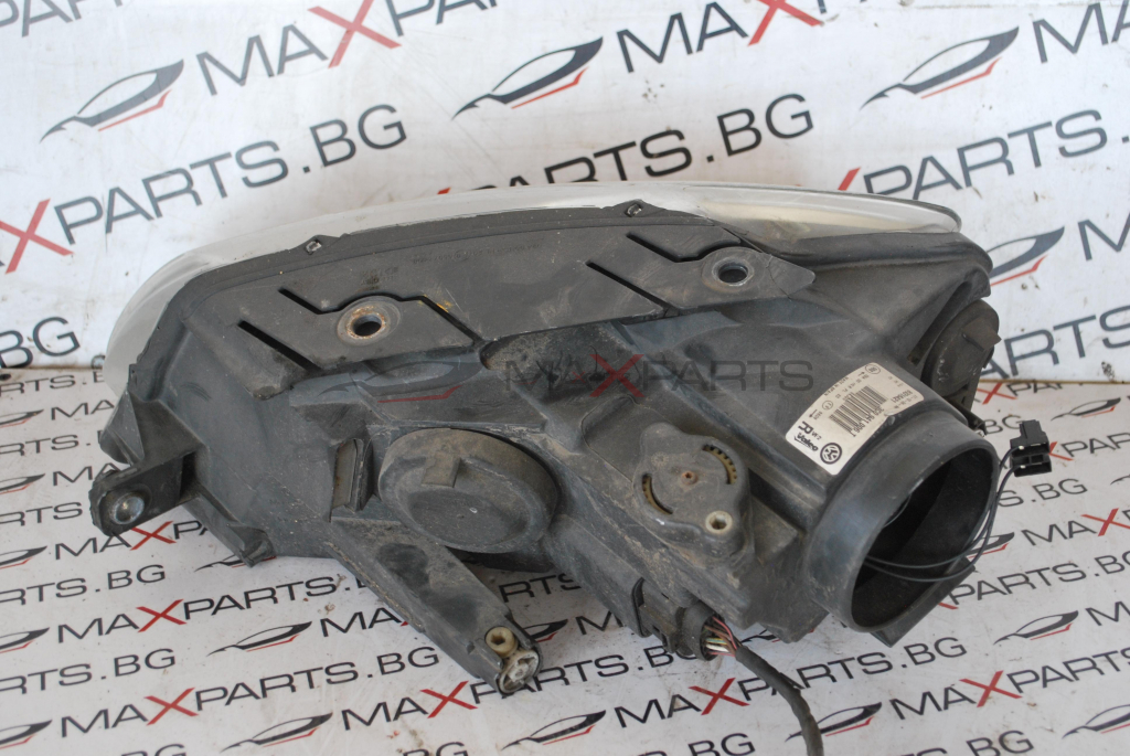 Преден десен фар за Volkswagen Passat 6