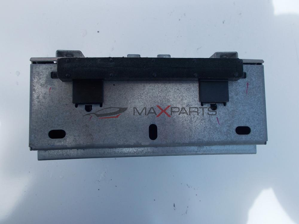 CD PLAYER FORD FIESTA