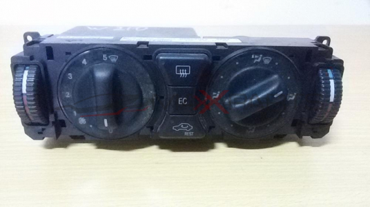 E CL W 210 2000 Heater Climate Controls