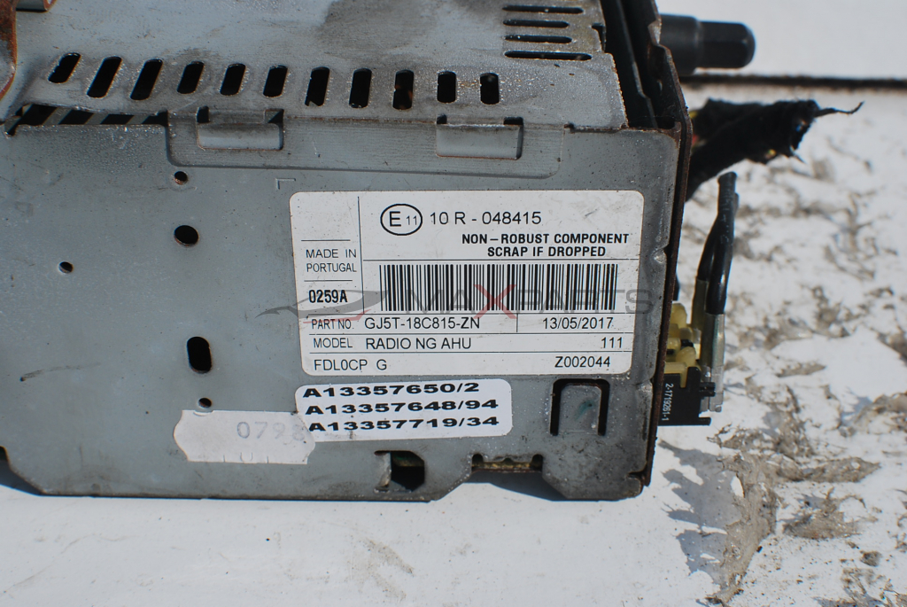 CD changer за Ford Kuga GJ5T-18C815-ZN ...Части