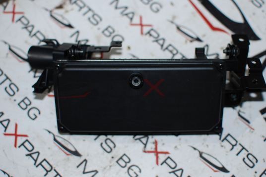 Предна камера с дистроник за Volvo V90 D4 32327233