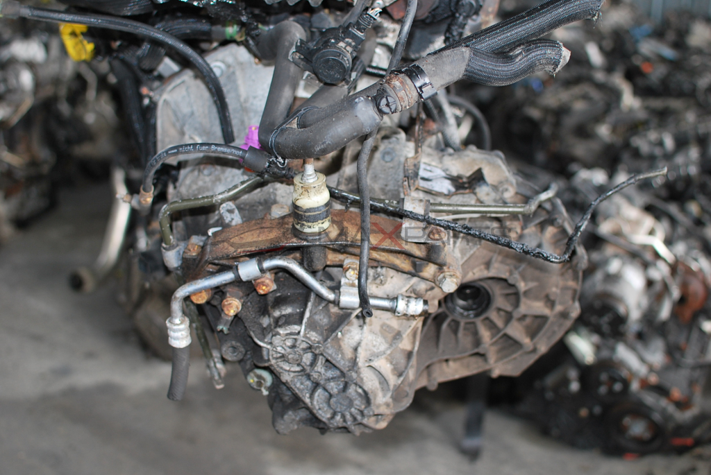 Скоростна кутия за Renault Trafic 2.0DCI 8200546200