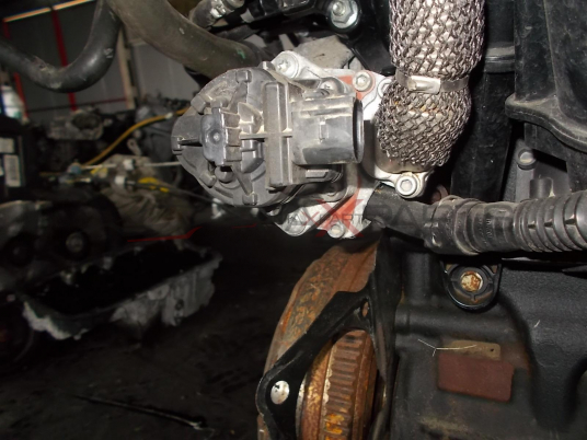 EGR клапан за OPEL ASTRA J 2.0CDTI EGR valve