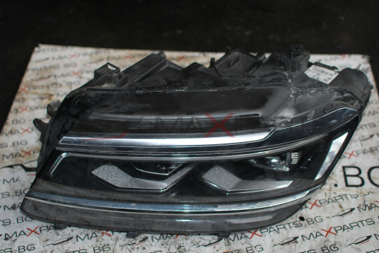 Ляв фар за Volkswagen Tiguan R-Line 0301101635 5NC941081A