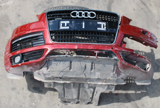 Предна броня за AUDI Q7 за части
