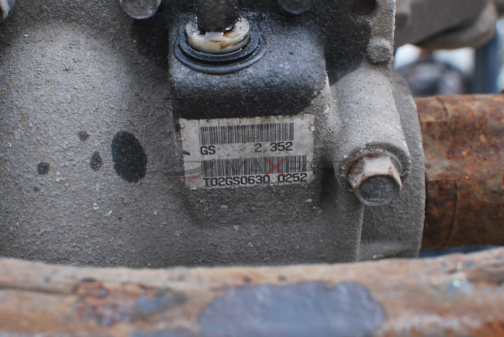 Заден мост за Peugeot 4007