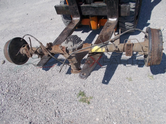 Заден мост с диференциал за NISSAN NAVARA 2.5 DCI AUTO 43001-3X01D  430013X01D