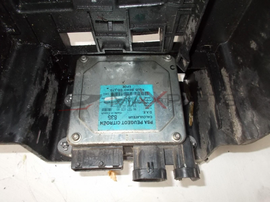Модул серво управление за PEUGEOT 607 Ecu module power steering  9653783580  6900000555  Q1T19074M2ZE