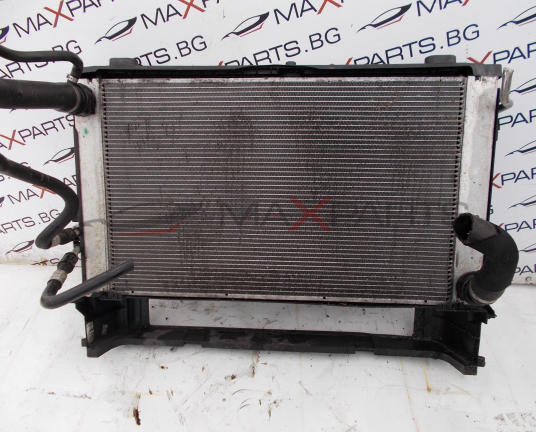 Воден радиатор за BMW E60 525D 99374004 17117787440-04 Water Cooler
