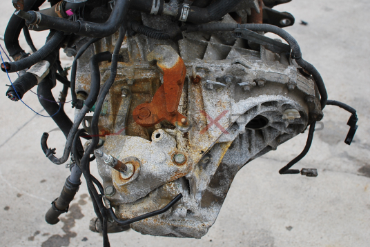 Скоростна кутия за Nissan Juke 1.5DCI 7701700587