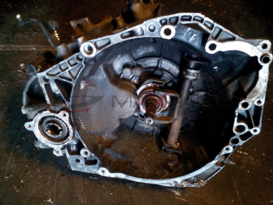 PEUGEOT 406 1.9 TD MANUAL GEARBOX