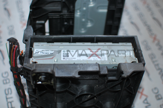 Управление навигация за Audi A4 B8 4F0 035 061 D